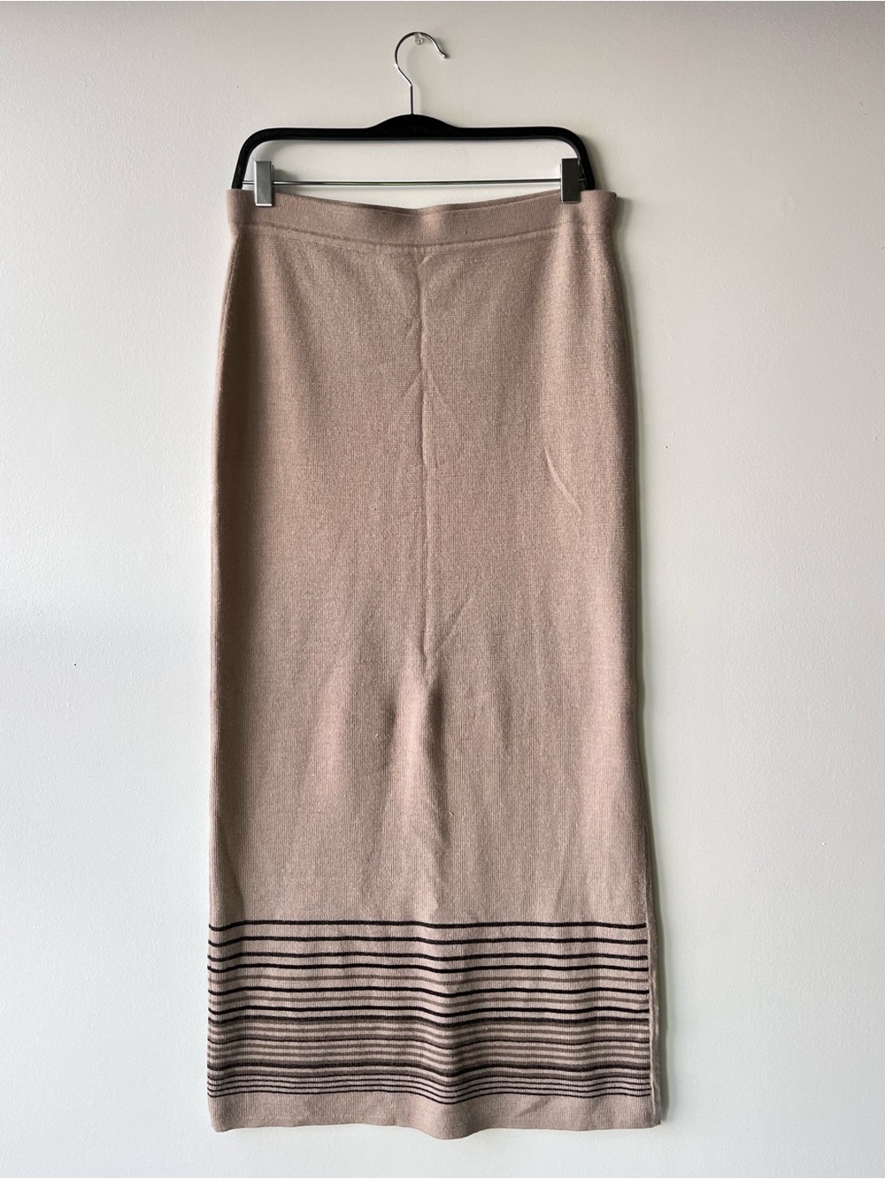 L'AVION ROSE Knit Midi Skirt Beige Striped Hem